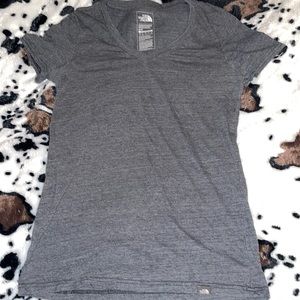 The NorthFace v neck